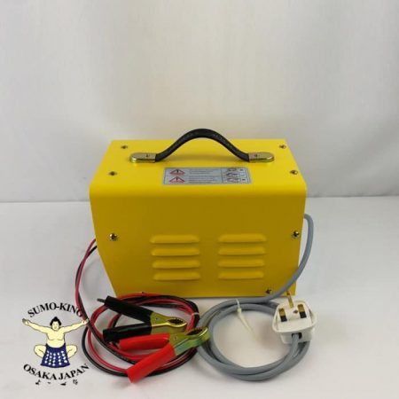 SUMO KING SMK1212 PROFESSIONAL BATTERY CHARGER (12V/12A)