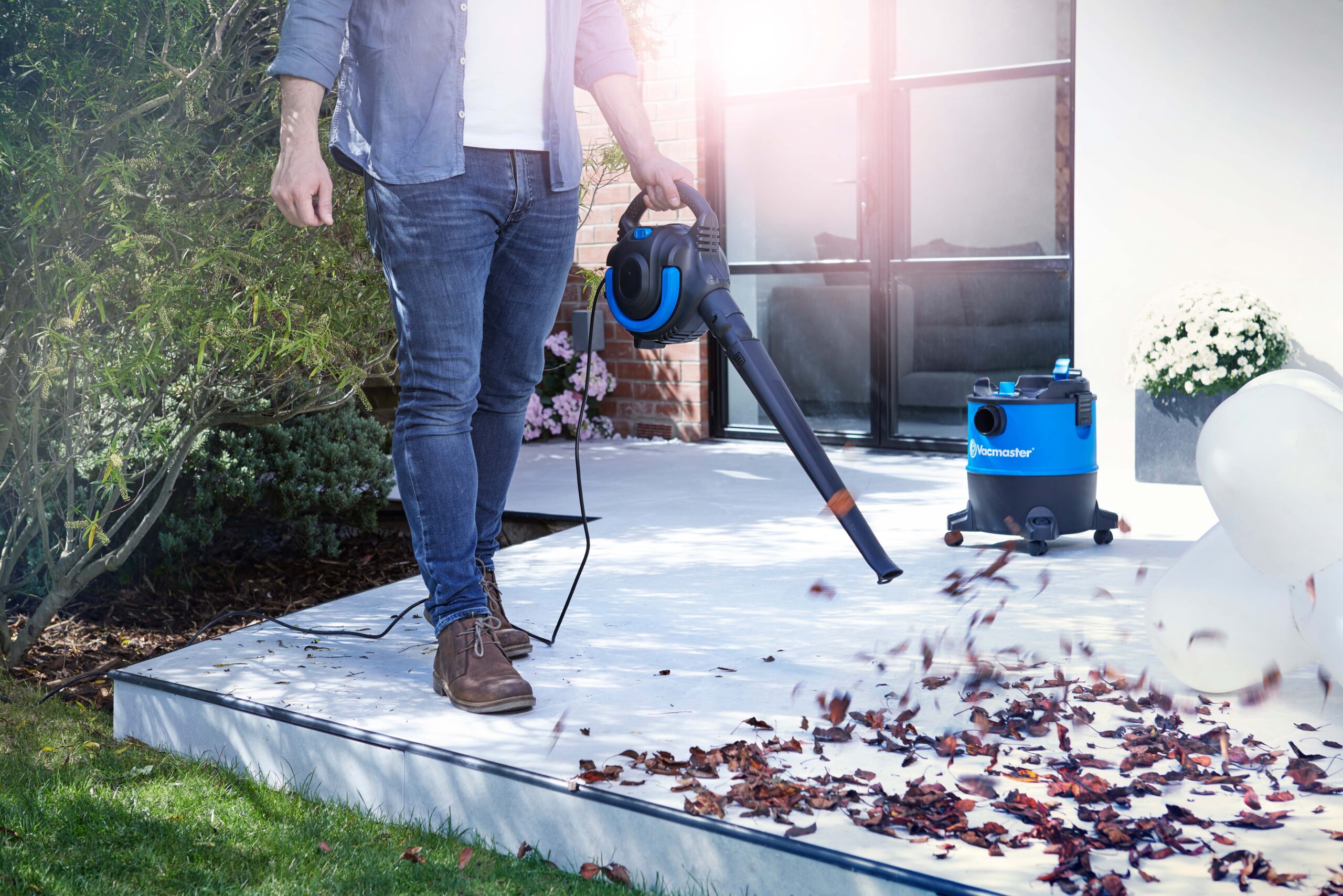Vacmaster VBVB1223PF: A Multi-Purpose Vacuum That Transforms into a Blower
